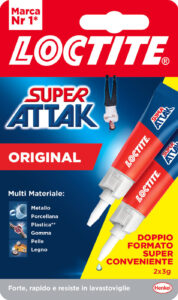 Super Attak l'desivo istantaneo liquido di facile applicazione.